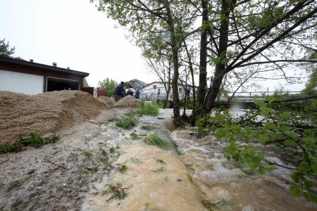 POPLAVE CERKNICA 06 FOTO LJUBO VUKELIČ